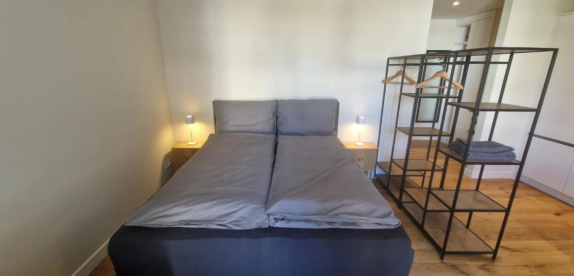 Visionary Hospitality Embrach, Zuerich - Premium Apartments With Free Parking, Washer, Kitchen, Rooftop, Coworking-Space, 15' Airport
